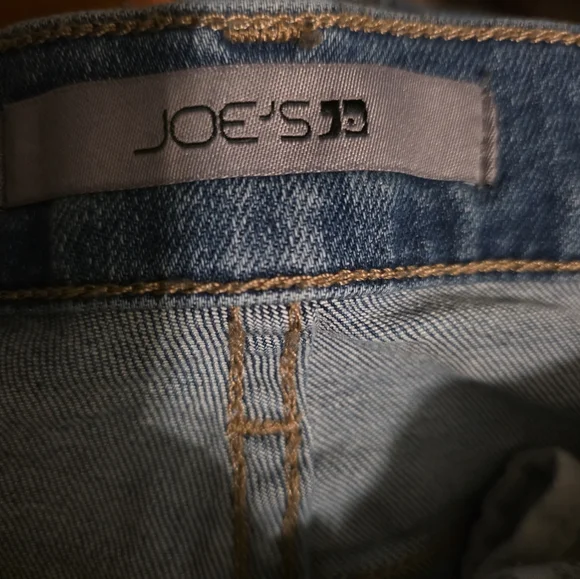 Joe's Jeans Classic Blue Distressed Women's Jeans - Picture 5 of 7